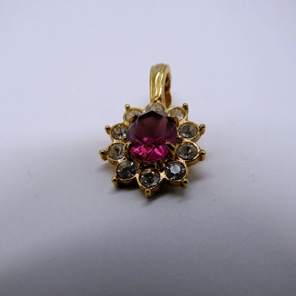 Gold Tone Purple Lucite Enhancer Pendant 1.25 Inch Floral Starburst